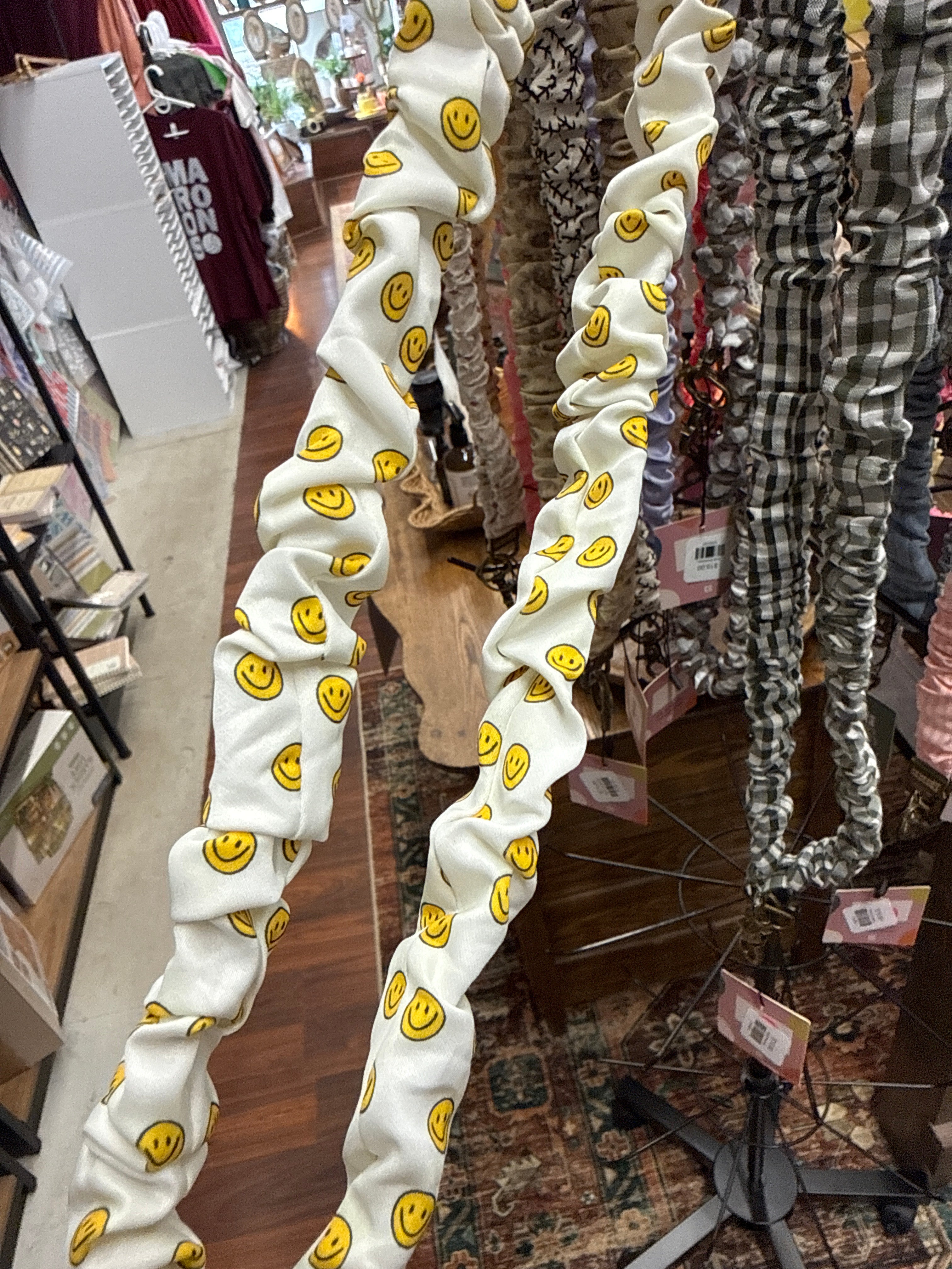 Andi Breakaway Scrunchie Lanyard
