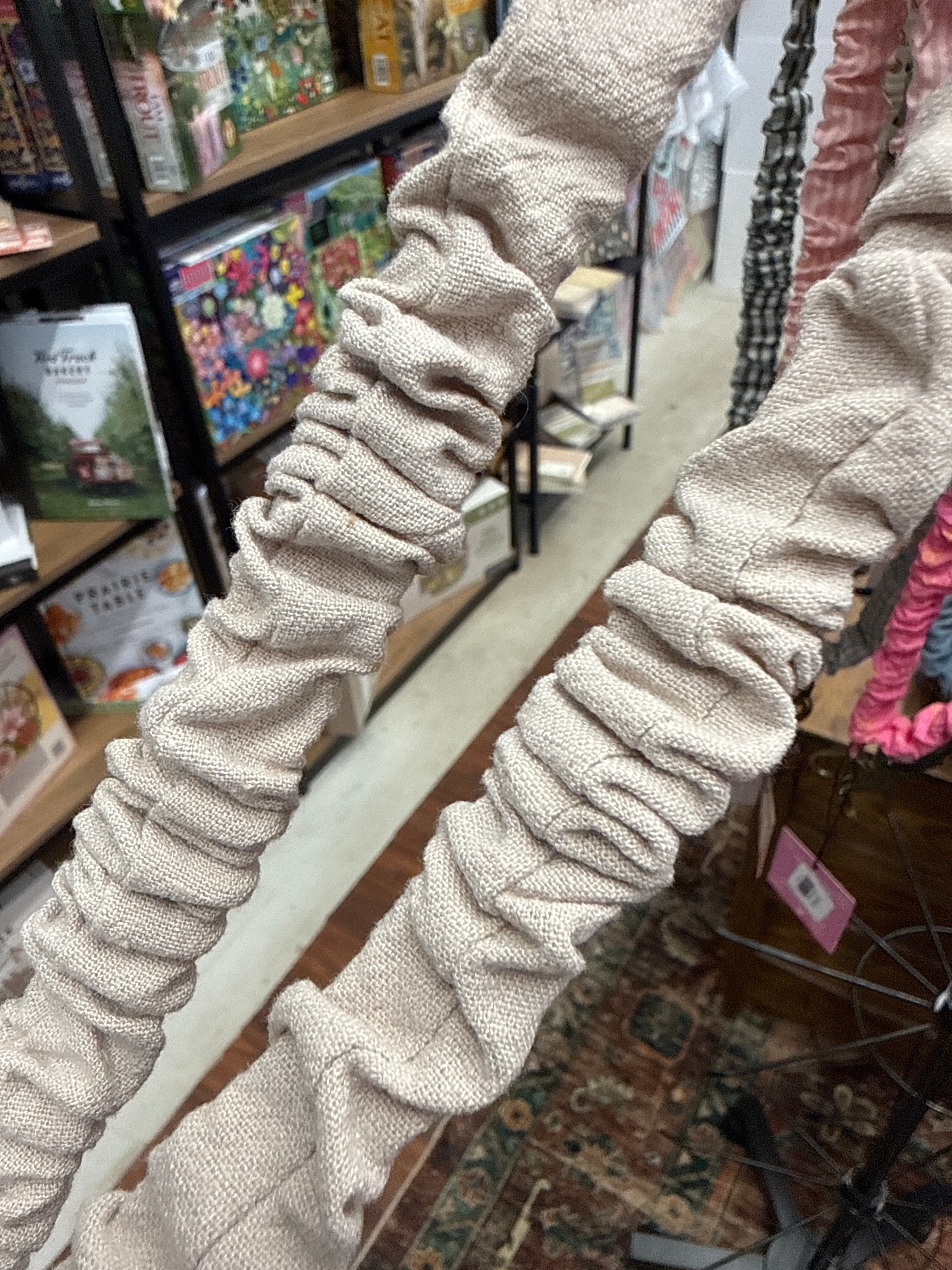 Andi Breakaway Scrunchie Lanyard