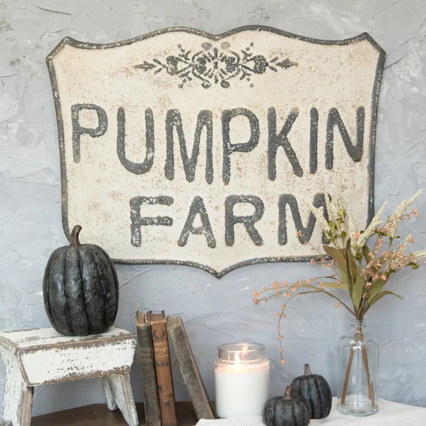 White Pumpkin Farm Crest Sign