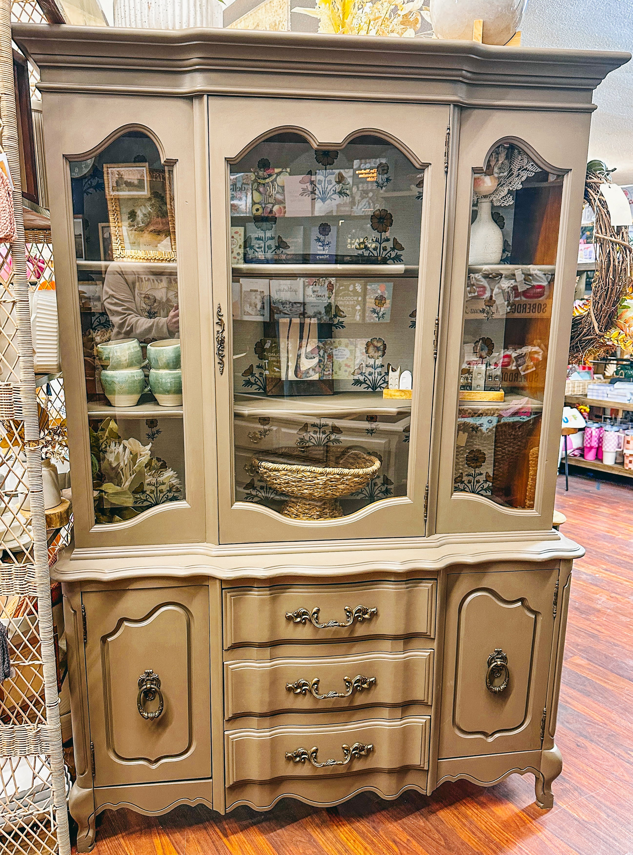 Woodwick Hutch