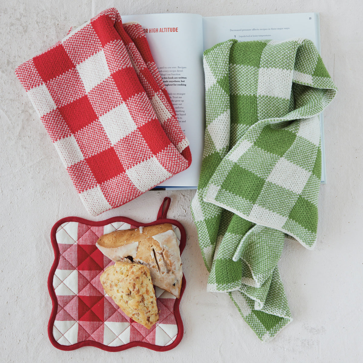 Cotton Knit Tea Towel with Buffalo Check Pattern
