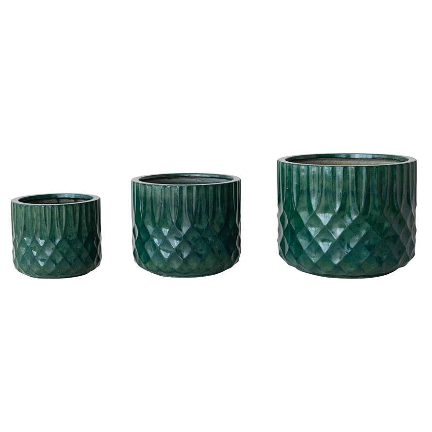 Lightweight Indoor/Outdoor Planters with Drainage Holes