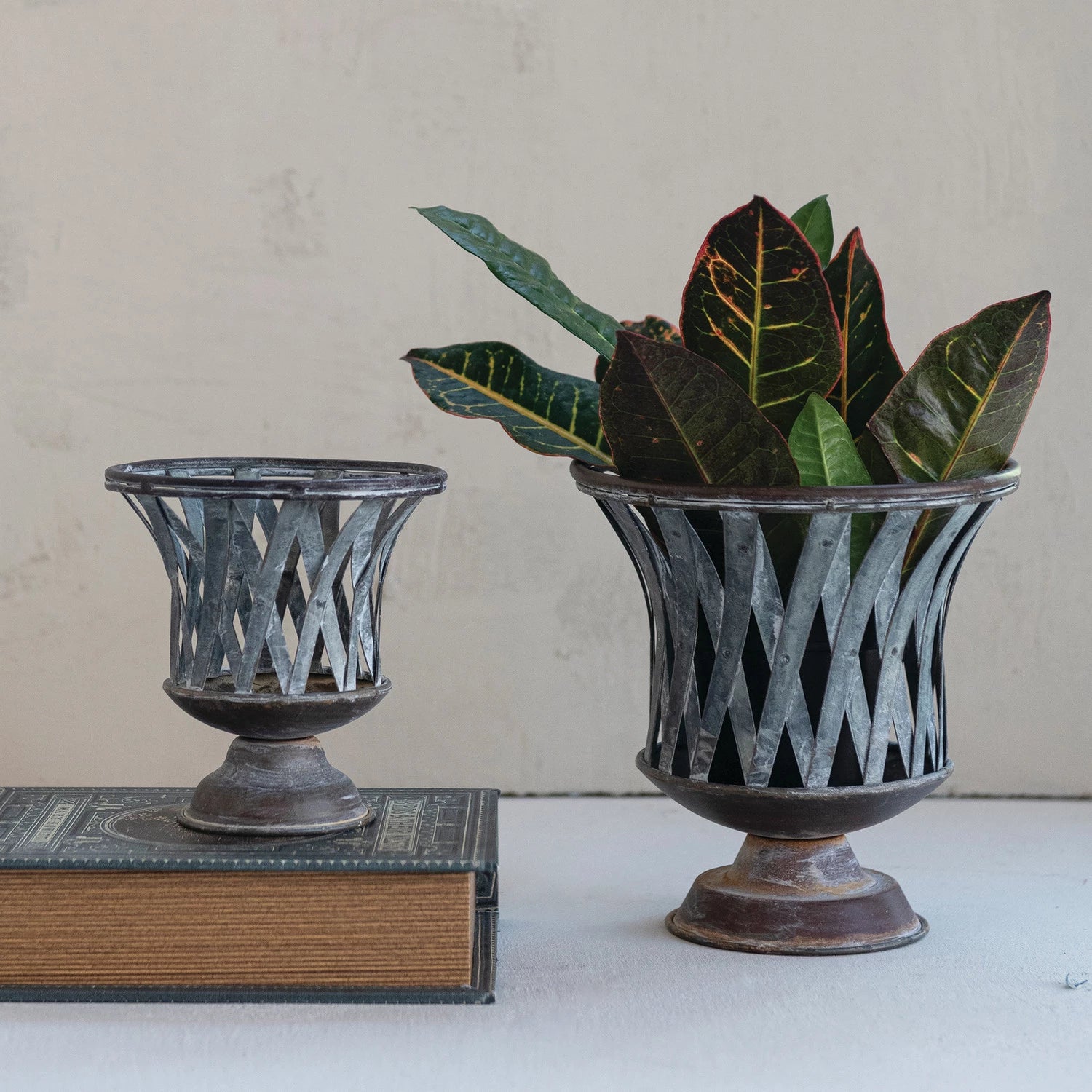 Woven Metal Footed Planters, Distressed Finish