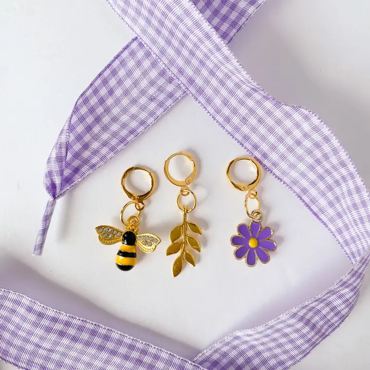Gingham Shoe Charms and Lace Sets