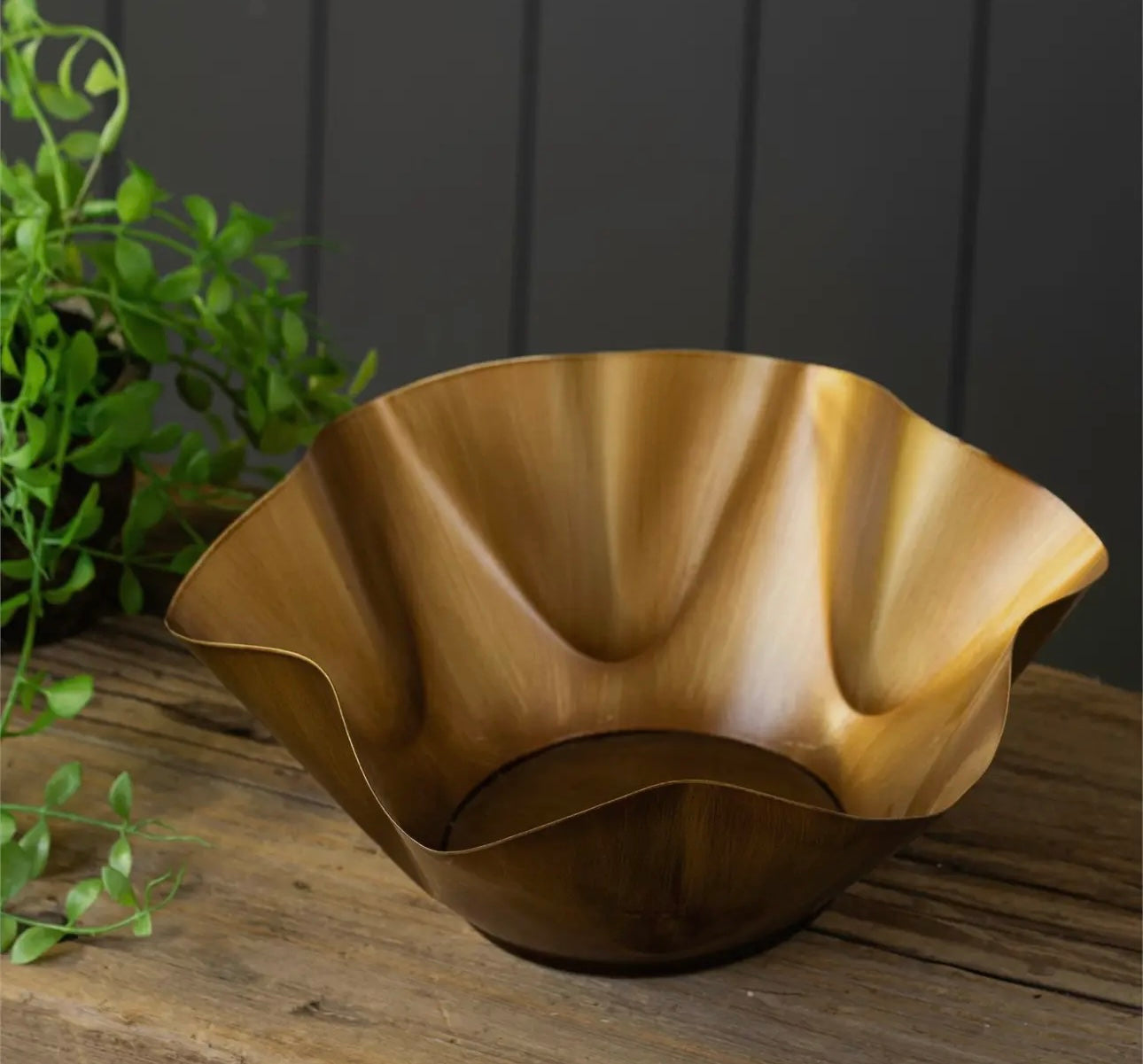 Gold Wavy Bowl