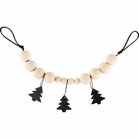 Black Tree Garland